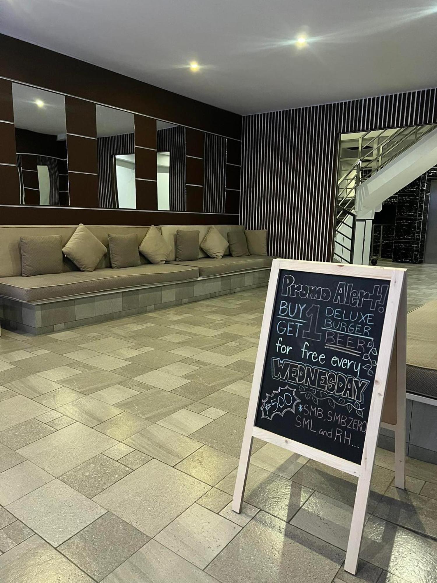 Chequers Suites Subic Bay Olóngapo Exterior foto
