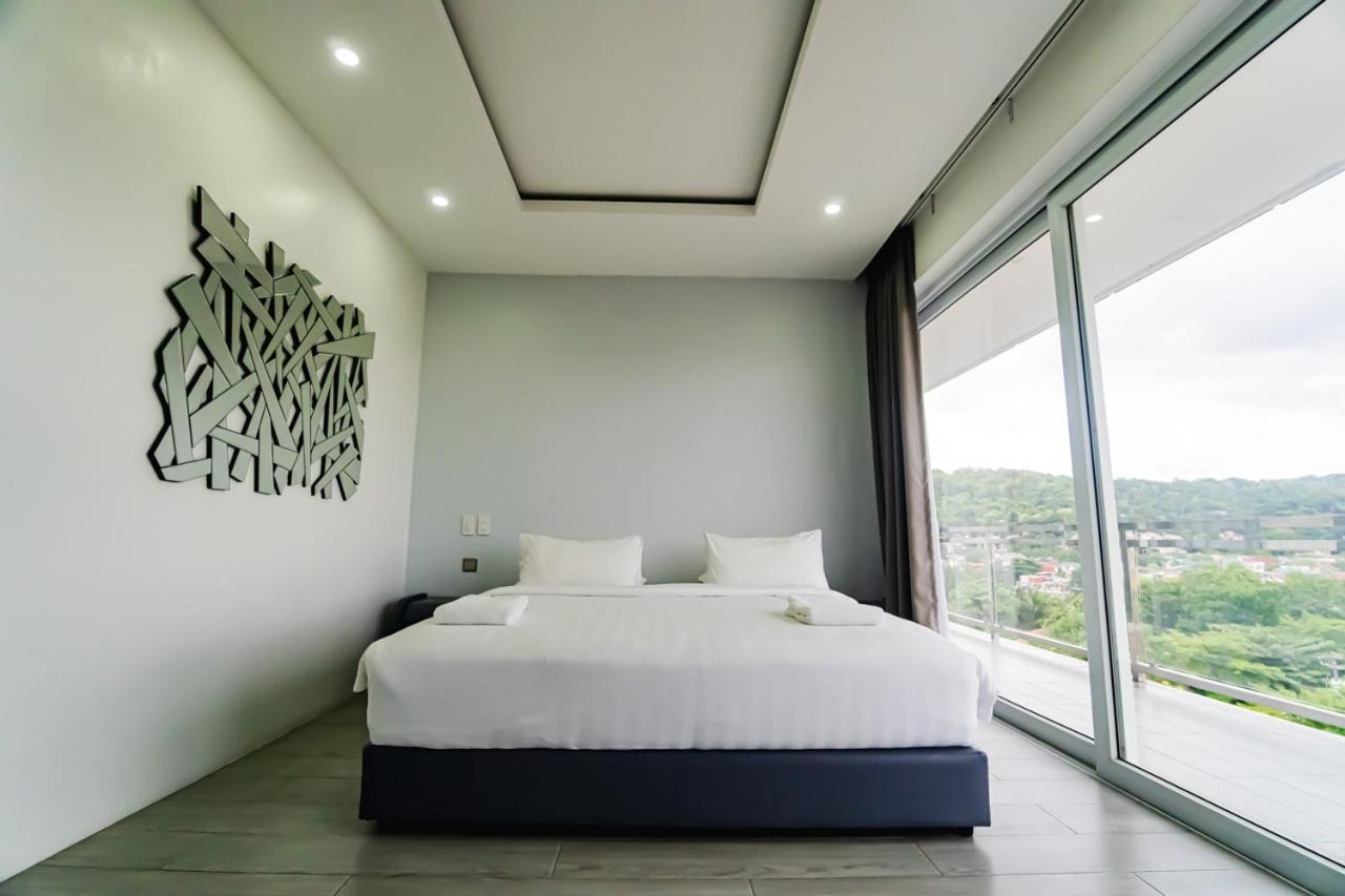 Chequers Suites Subic Bay Olóngapo Exterior foto